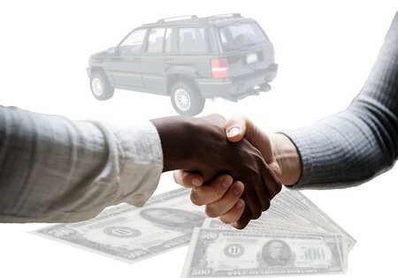 ¿Qué puedo hacer si he comprado un coche con deudas pendientes?
